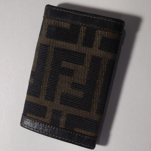 Vintage Fendi Black leather Zucca Six Hooks Key Case 3.75x2 25-in - Luxury "#06" - Picture 5 of 11